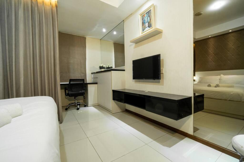 Modern & Comfy Studio In Central Jakarta, Scbd Exterior photo