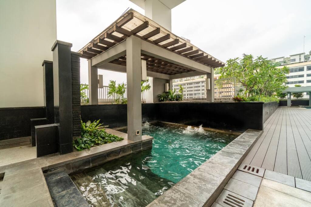 Modern & Comfy Studio In Central Jakarta, Scbd Exterior photo